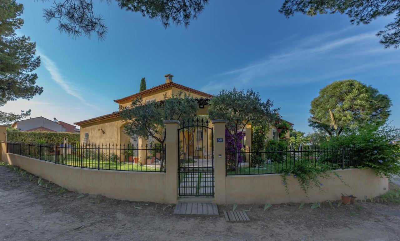 Villa De La Terre Blanche Санари-сюр-Мер Экстерьер фото